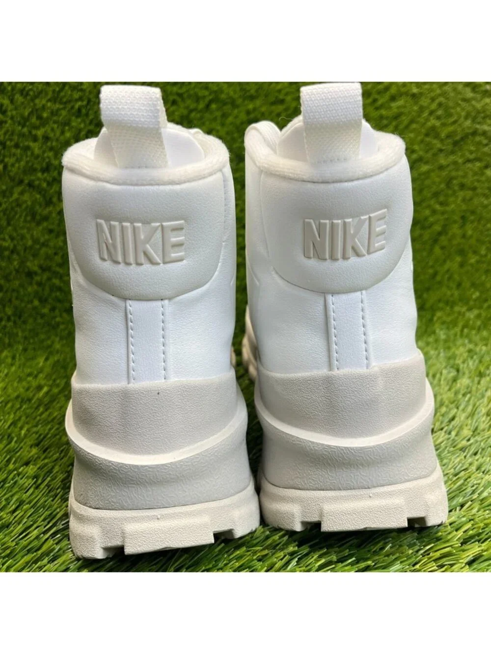 Nike Blazer Roam Mid Womens Size 11 Ivory Athletic Leather Shoes Sneakers